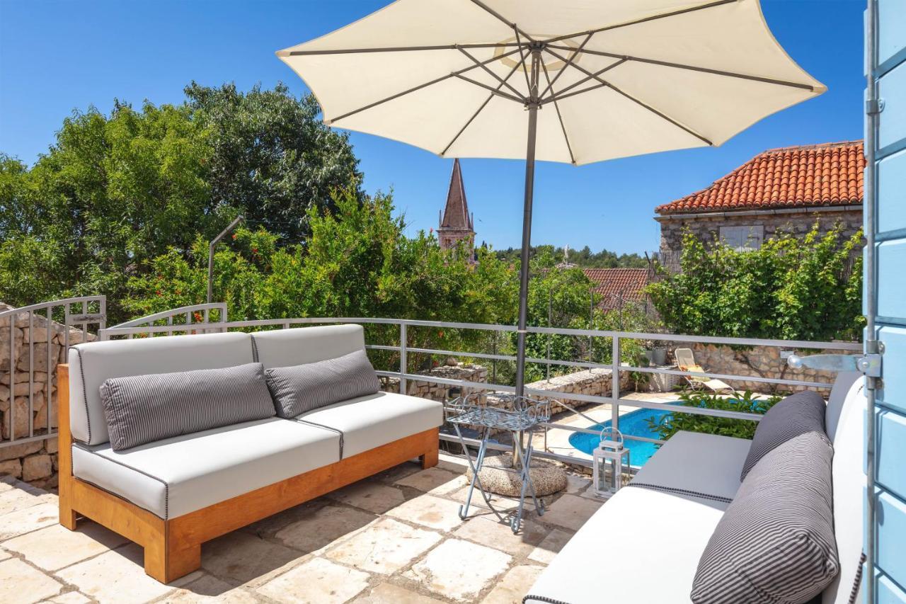 Villa Vicina Heritage Villa For 9,Milna - Close To Restaurants And Shops ภายนอก รูปภาพ